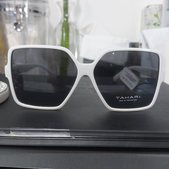 Tahari WHITE Sunglasses Trendy Cool Stylish Summer Shades main image 4